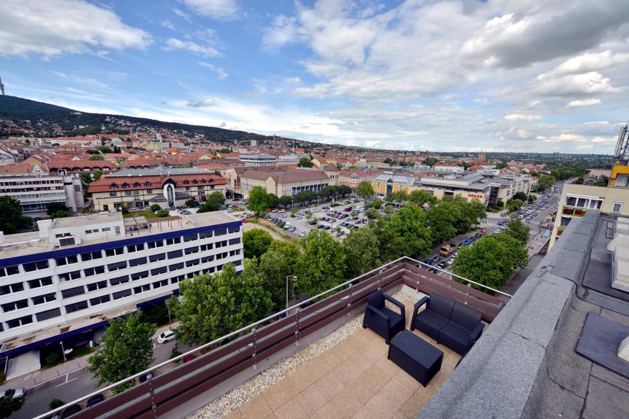 Panorama City Apartman Pecs Exterior photo